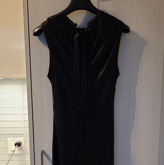 SOLD Rebecca vallance dress - Picture 7 of 8